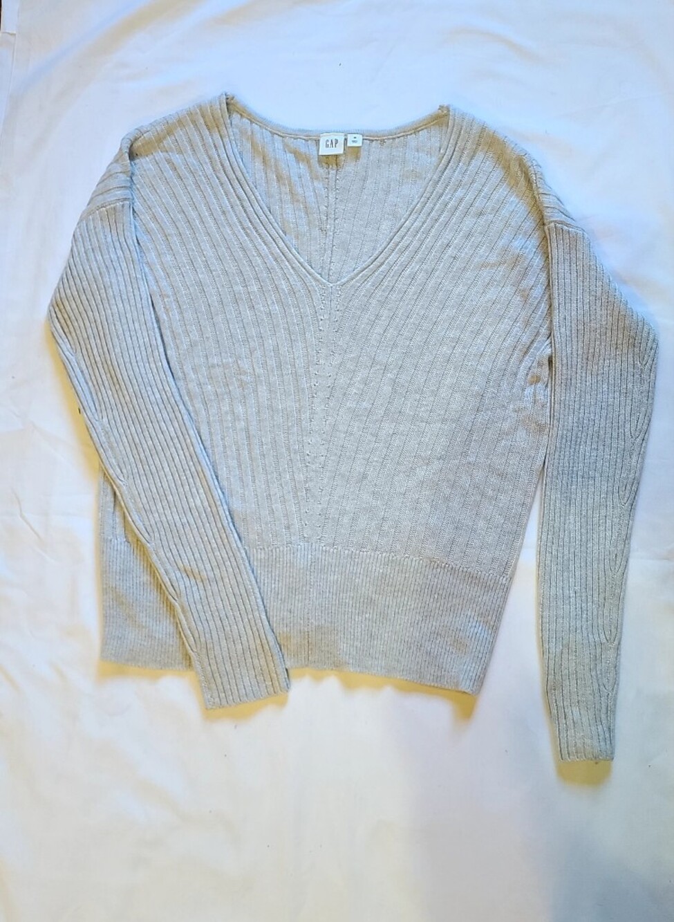 GAP Light Gray Ribbed V-Neck Sweater